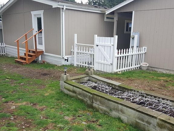 5th image of 5223 90th Street Ct E