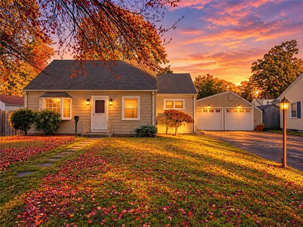 114 Becker Ave, Riverside, RI 02915