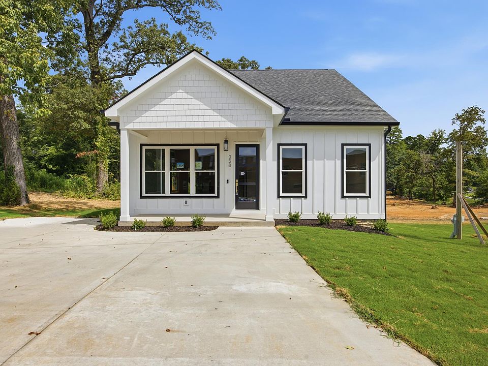 1st image of 358 Thomas Rd