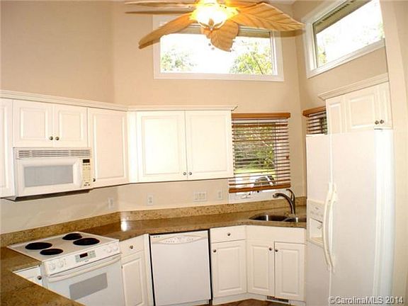 3rd image of 14108 Yachtsman Harbor Dr