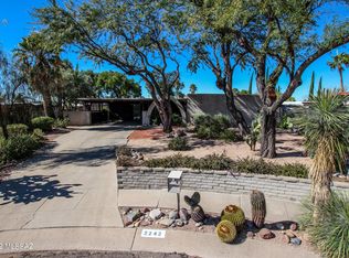 2242 S Deer Trail Cir, Tucson, AZ 85710