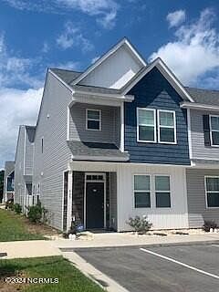 1st image of 425 Sunfish Ln