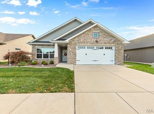 7430 Clarence Ct, Glen Carbon, IL 62034