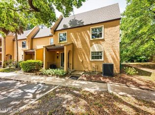 440 Overbrook Dr, Jacksonville, FL 32225