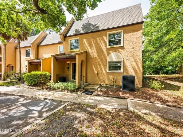 440 OVERBROOK Drive, Jacksonville, FL 32225