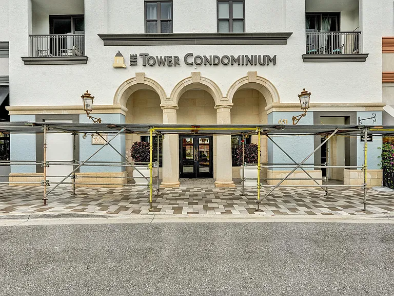 651 Okeechobee Blvd #1010 — Photo 35