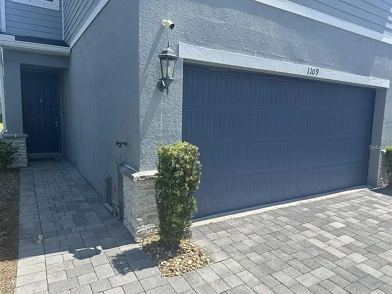 1109 Arbour Verde Ct — Photo 2