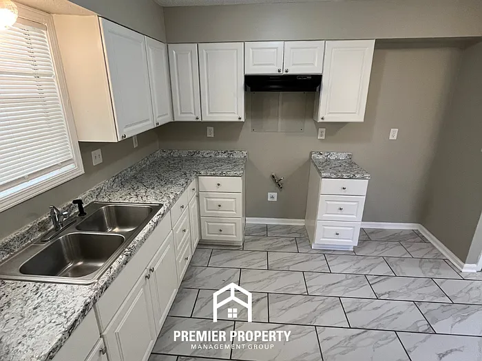 2986 Meadowfair Rd — Photo 8