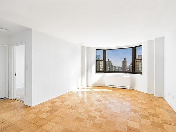 3rd image of 200 E 90th St APT 21E