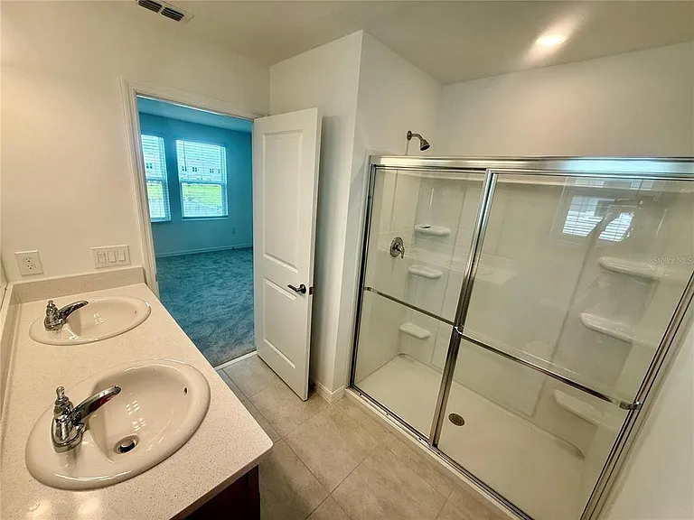 3161 Skyline Loop — Photo 10