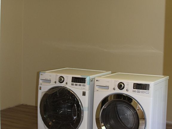 5th image of 7856 S Willowcrest Cir #2