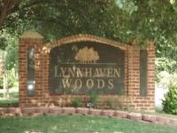 3028 Silver Maple Dr, Virginia Beach, VA 23452