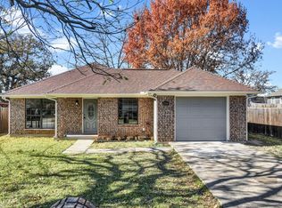 206 Cherry St, Weatherford, TX 76086