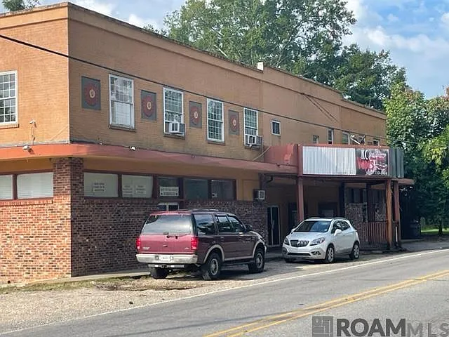 659 W Main St #1 — Photo 4