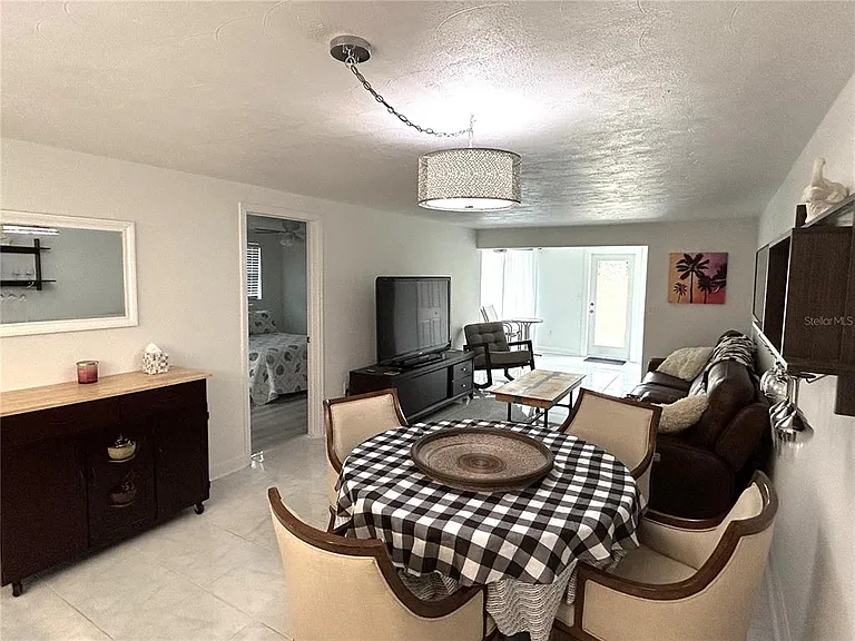 4211 Stratford Dr #4211 — Photo 10