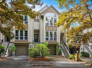 3831 S Corbett Ave, Portland, OR 97239