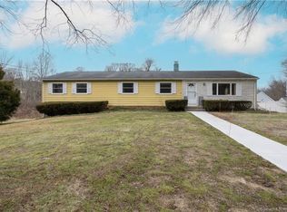 23 Pehr Ln, Cheshire, CT 06410