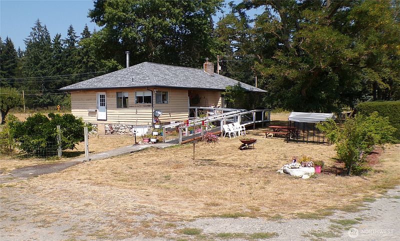 2nd image of 12649 Bald Hill Road SE
