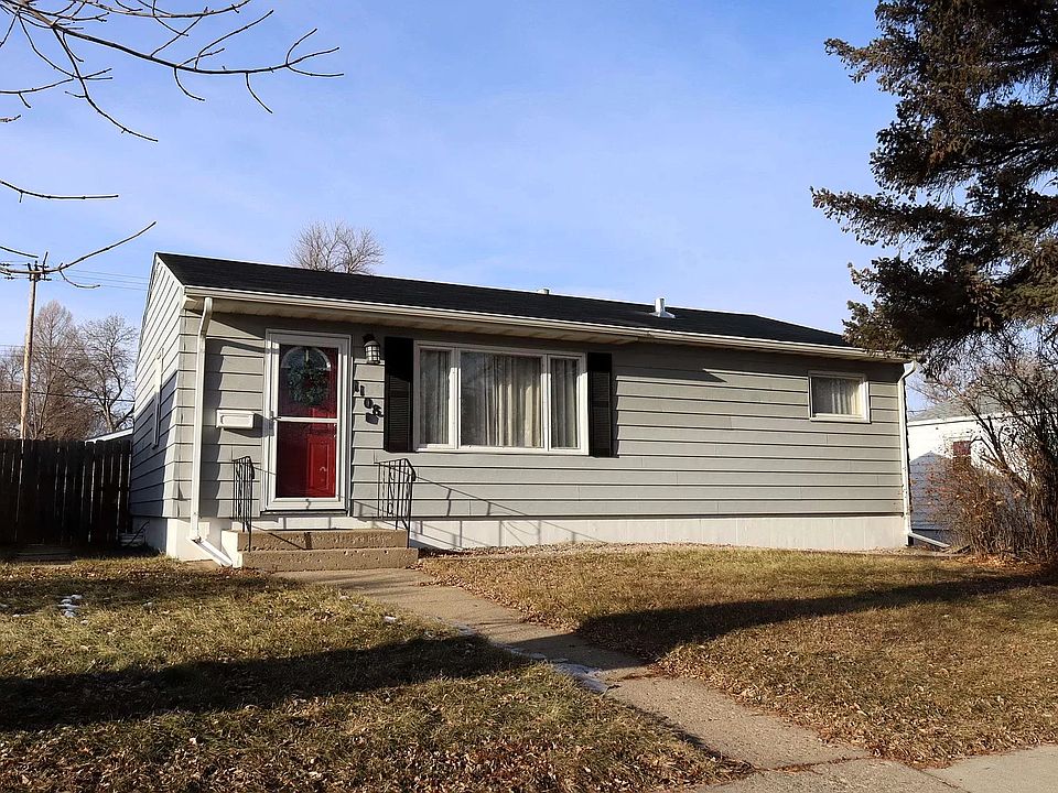 1st image of 1108 6th St SW