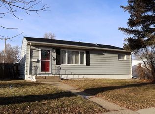 1108 6th St SW, Minot, ND 58701