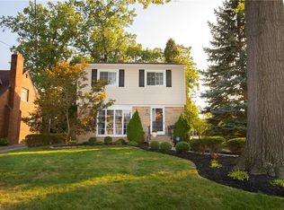 19159 Inglewood Ave, Rocky River, OH 44116