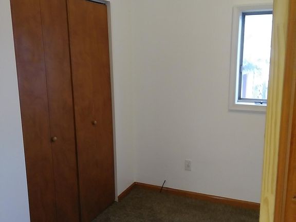 5th image of 503 King St