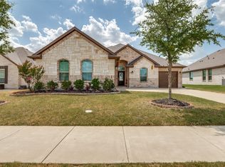 617 Mesquite Grove Rd, Midlothian, TX 76065