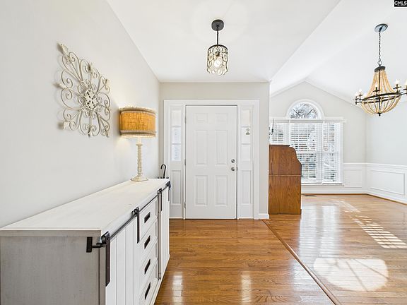 2nd image of 20 Overcup Ct