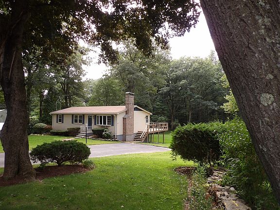 4th image of 53 H Putnam Rd