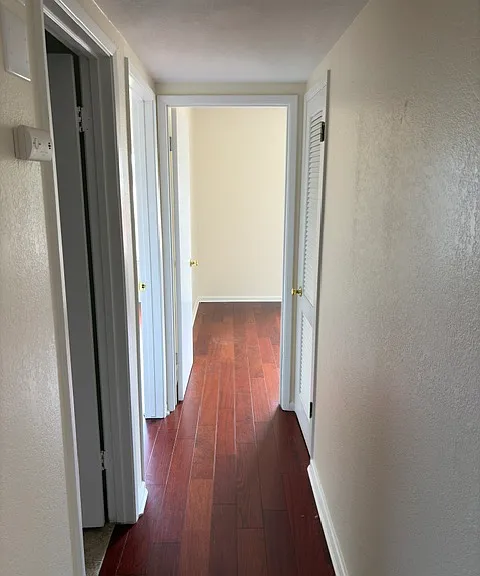 2176 Greendale Dr — Photo 17