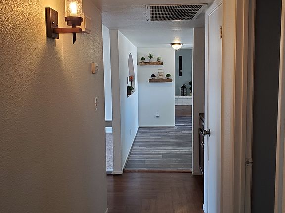3rd image of 2432 W Peralta Cir