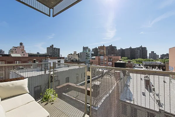 Rented by Nest Seekers International | media 39