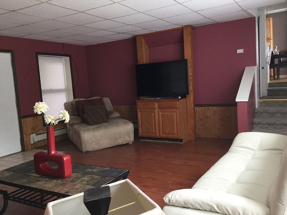 1st image of 154 Central Ave #5