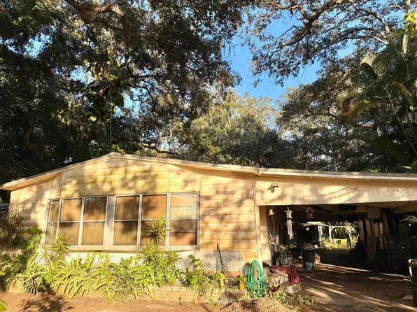 2702 SE 47th Terrace, Okeechobee, FL 34974