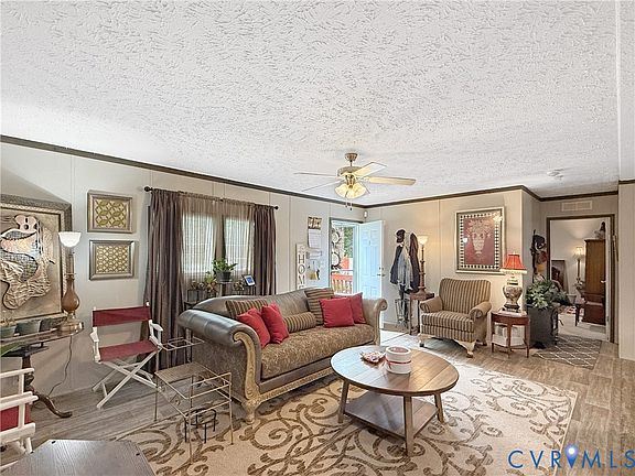 5th image of 1370 Hunters Ln