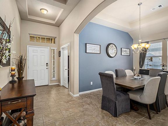 3rd image of 954 Ponte Serra Dr