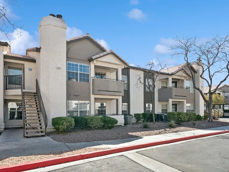 Village at Desert Lakes Apartment Homes — Photo 20
