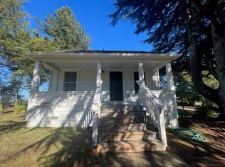 1387 Barlow Ln, Sebastopol, CA 95472