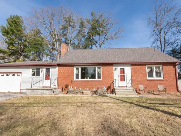 71 Vandale Street, Putnam, CT 06260