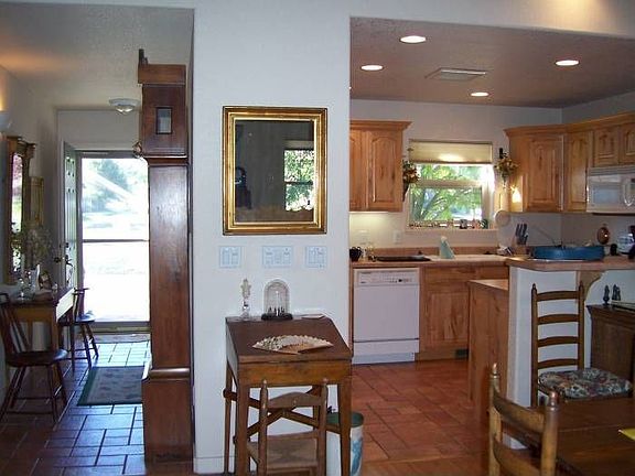 Interior 2