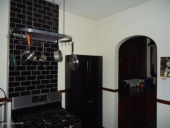 4th image of 19 Scott St