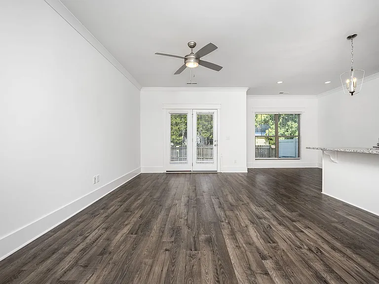 609 Lee St #B2 — Photo 10