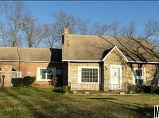 2690 N Olivers Xrds, Newton, NC 28658