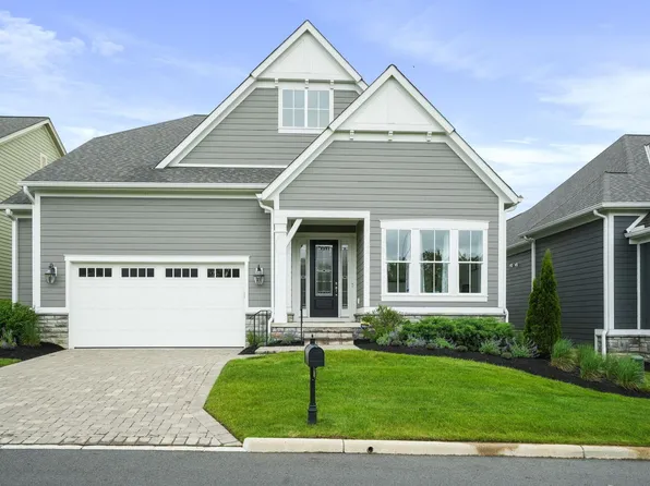 1526 Villa Way, Powell, OH 43065