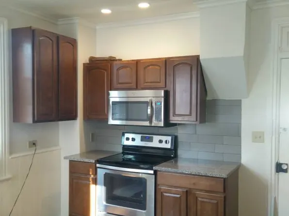 103 4th St, Slatington, PA 18080