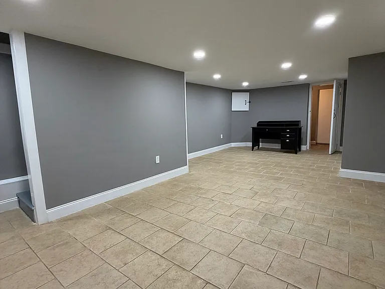 1353 Cambria St — Photo 20