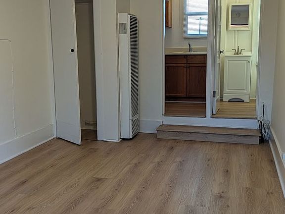 2nd image of 4432 Pacific Hwy #26