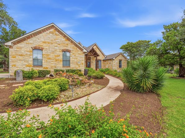 104 Quarry Lake Estates Dr
