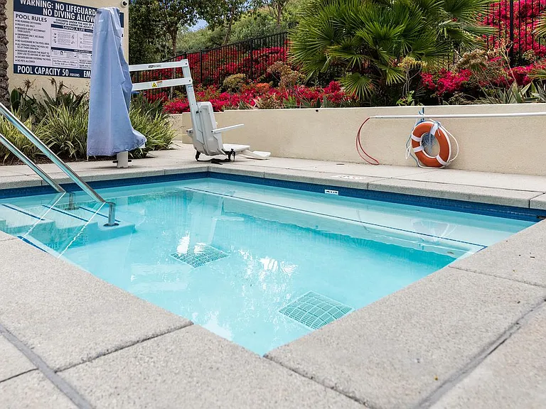 6640 Solterra Vista Pkwy — Photo 37
