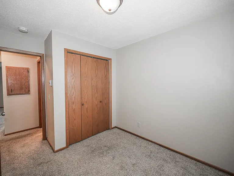 West Willow Apartments — Photo 12